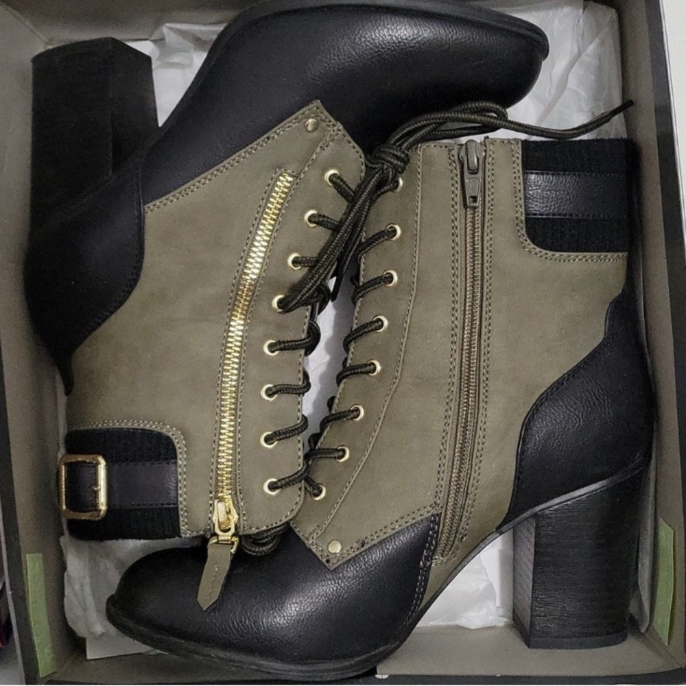 Apt 9 Green and Black Booties - Size 8 Med